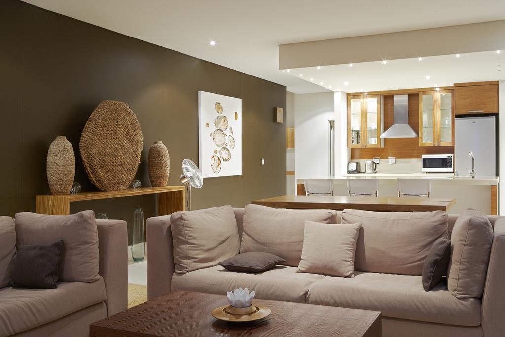 Marine Square Luxury Suites Hermanus Exterior photo