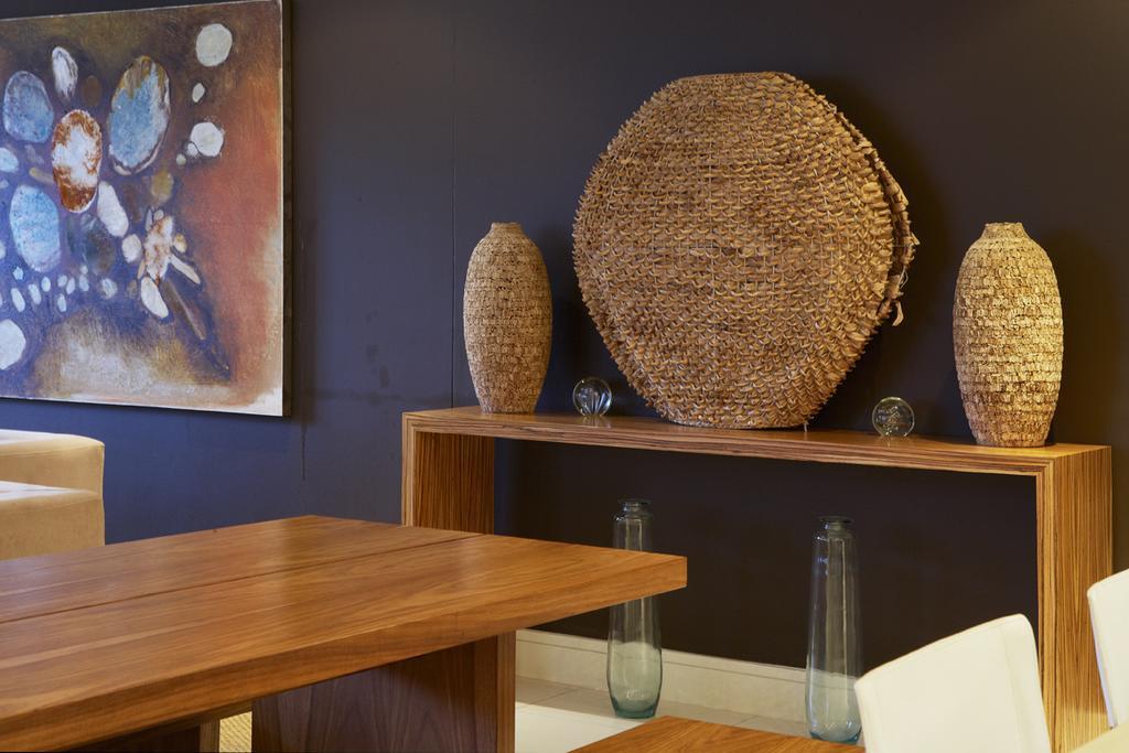 Marine Square Luxury Suites Hermanus Exterior photo